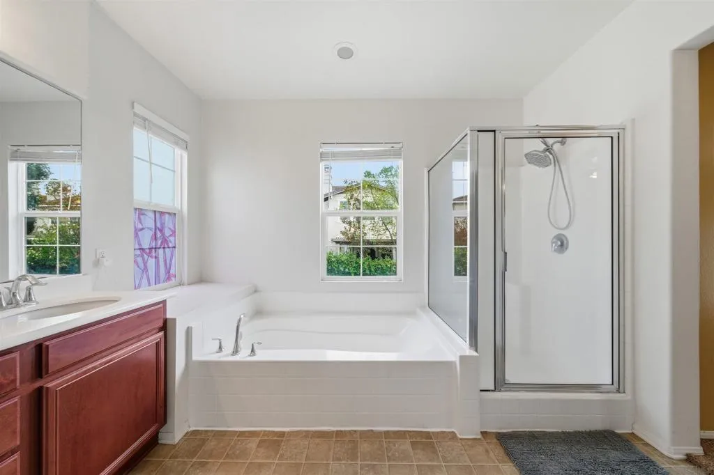 31889 Red Pine Way, Temecula, California 92592 home-pic-8